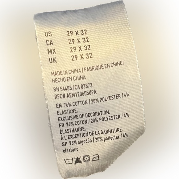 American Eagle Blue Jeans. Size 29x32. Color Blue. - Picture 5 of 5